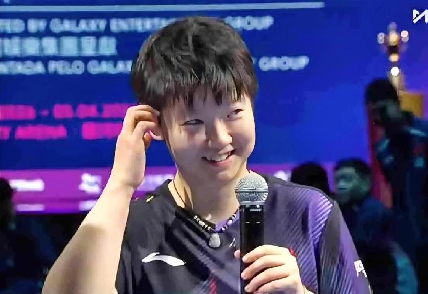 莎莎肯定知道昨天她控制了全网的心率，
所以今天完全是碾压式的打法，
把温特打得是