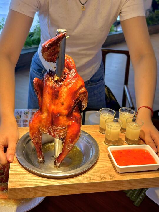 （普宁）这年头脆皮鸡🐔都要跳钢管舞了？