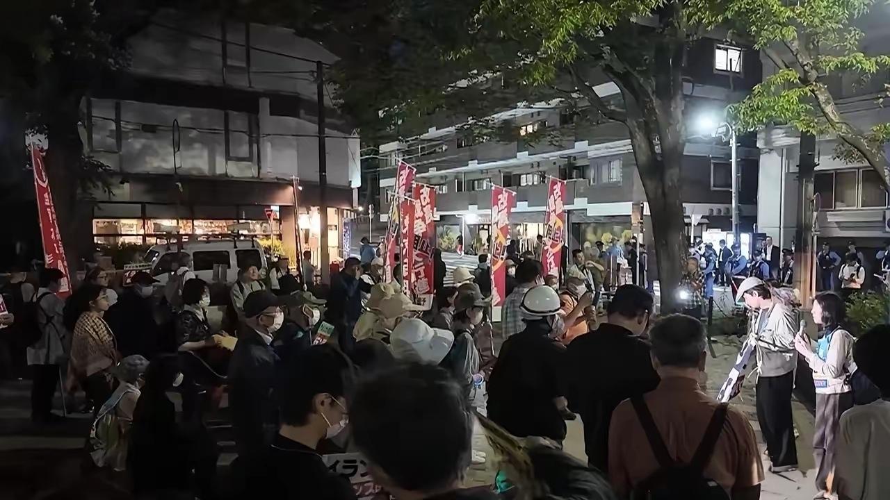据参考消息援引日本《朝日新闻》的报道，自高市早苗发表涉“台湾有事”言论以来，中方