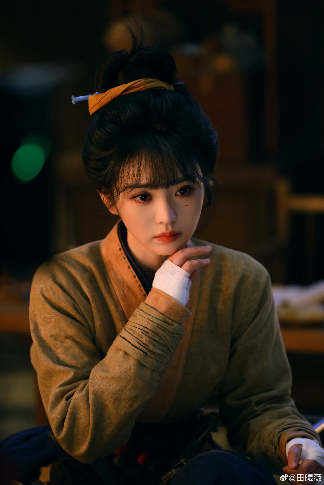 田曦薇无缝切换长玉发现马头上有个旋儿 长玉发现马头上有个旋儿 