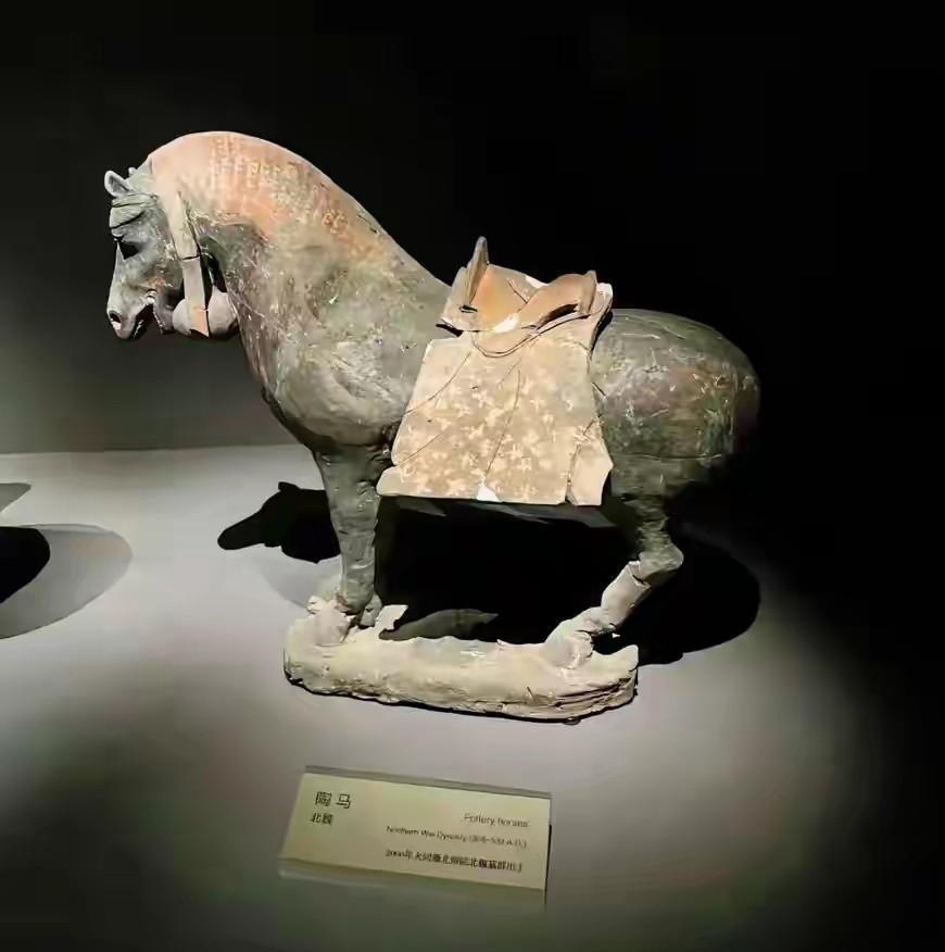 1500年前北魏文物纹样现世，LV老花真的是独家原创吗？

一件安静站在大同市博