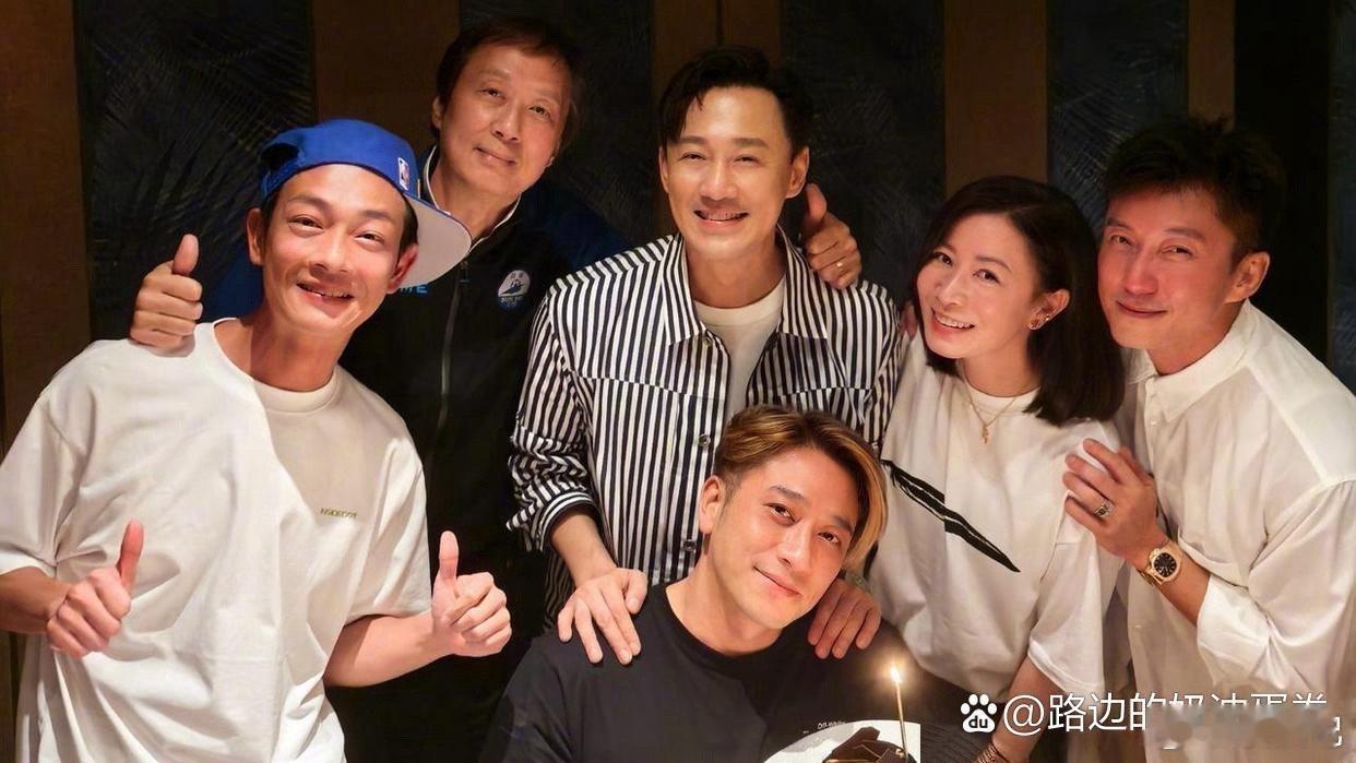 佘诗曼和林峰陪吴卓羲庆45岁生日，人生过半有朋友陪伴，真幸福 ​​​