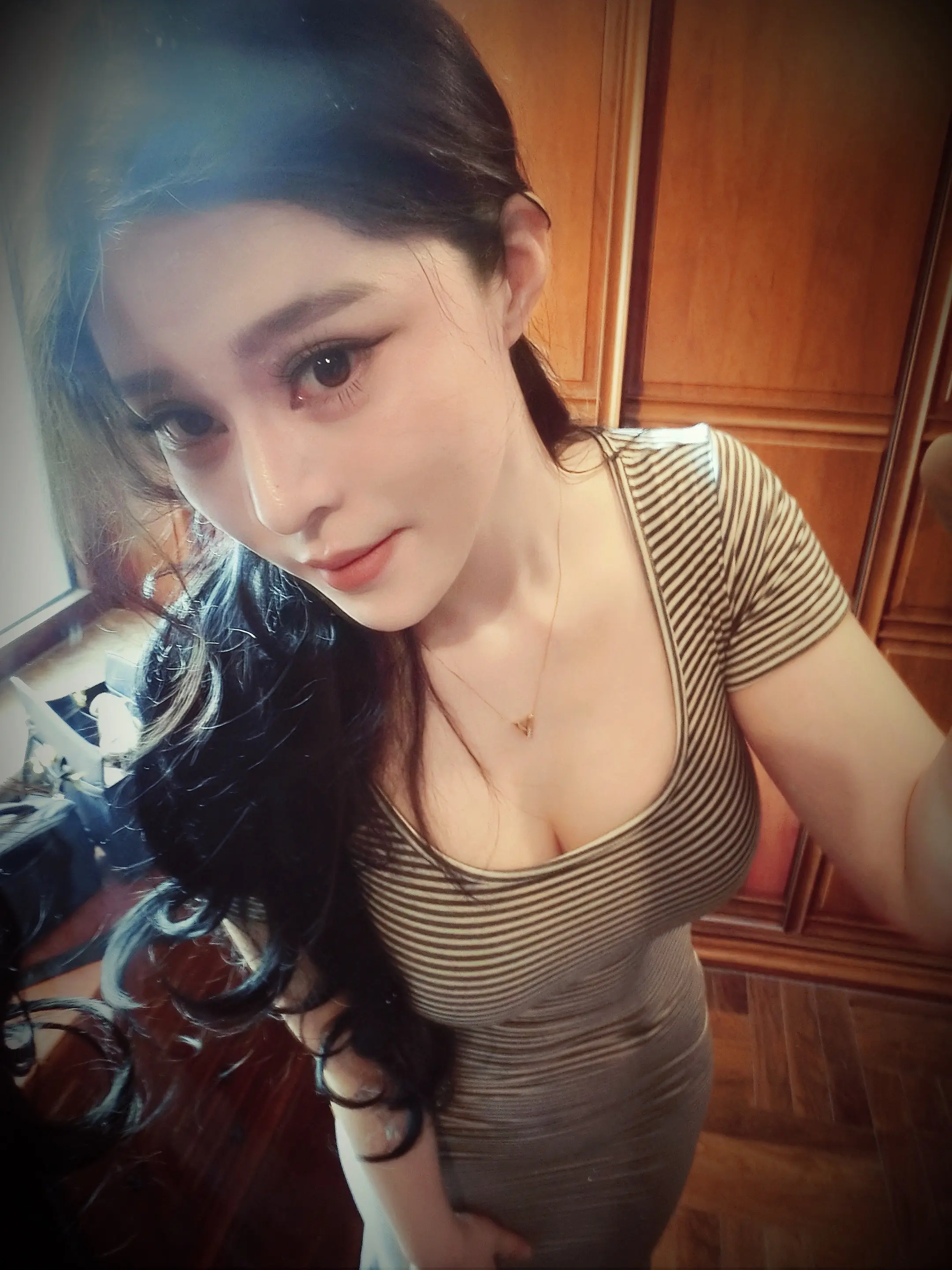 萌萌的对镜拍。