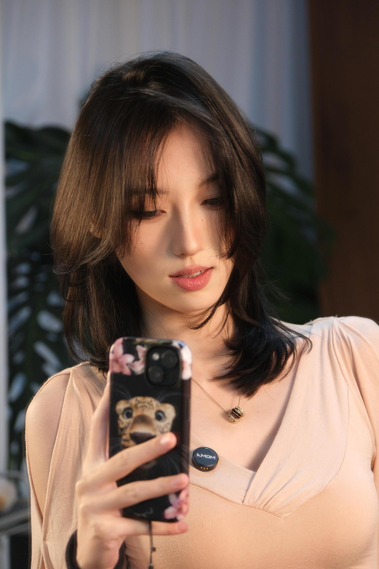 好清秀的姑娘—小芳