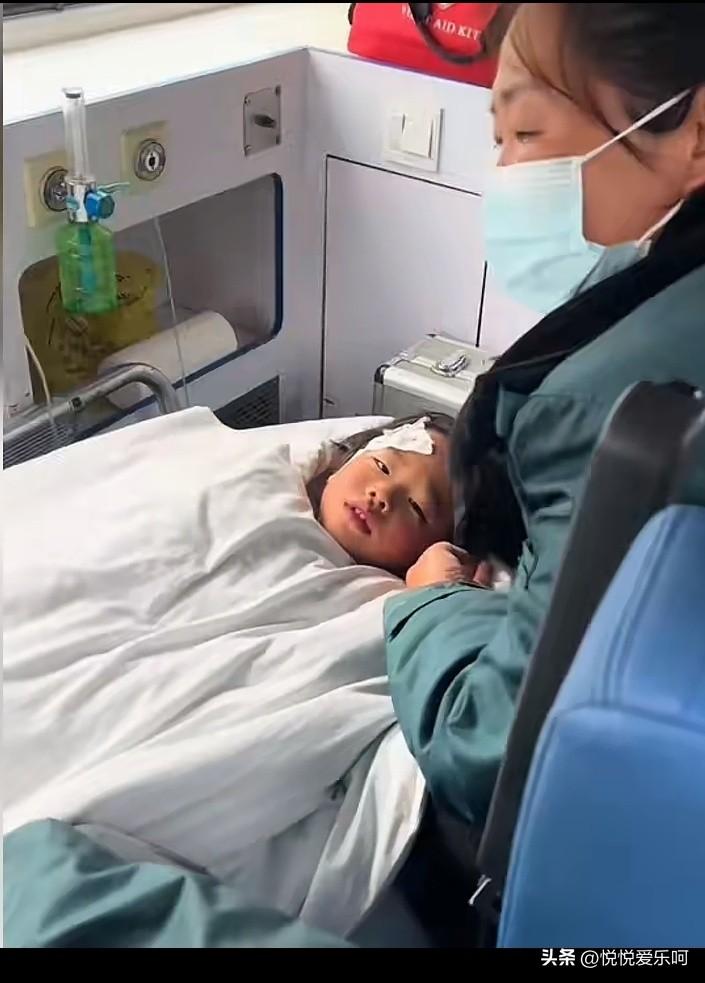 辽宁走失四十多小时的丁一小朋友，除了幸运以外，还有这孩子自己也很聪明，才三岁的孩