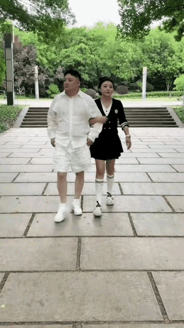 心理拿捏，他还是怕媳妇儿被抢了