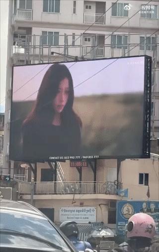 虞书欣coach 的大地广来了，还没官宣地广已经安排上了，品牌待遇挺好的，但是拍
