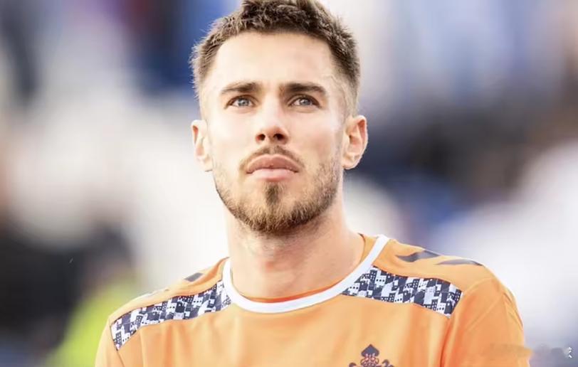 意大利转会专家佩杜拉消息，塞尔塔已为巴萨旧将明格萨开出了最后一份续约合同，尤文图