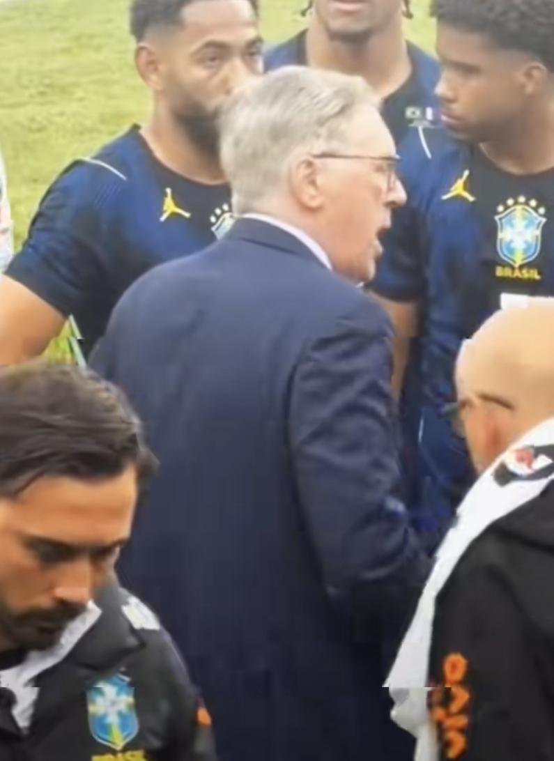 刚刚看到巴西工业部4月6日报道，足球为巴西创造了60万个就业岗位，每年有179亿