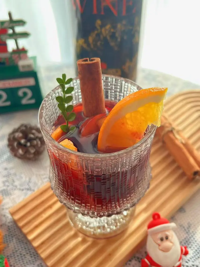 冬天热红酒必须要喝一杯 意帕斯塔红酒套装 自己在搭配水果，口感瞬间上升...