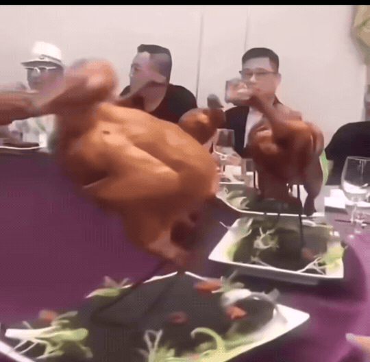 这饭局怎么破？人手一只直接带回家可以不？