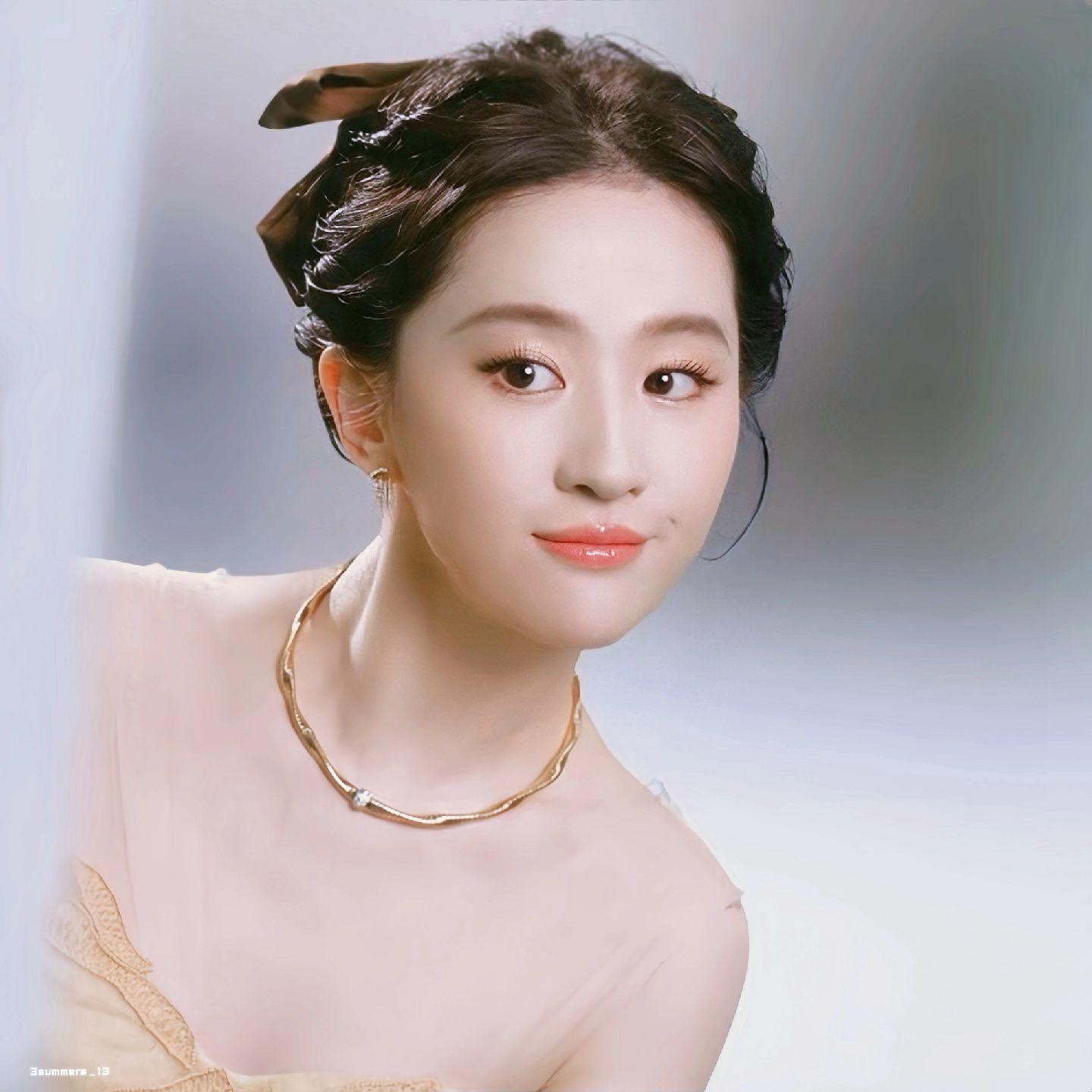 刘茜茜你怎么可以这么萌。我宣布  世一萌