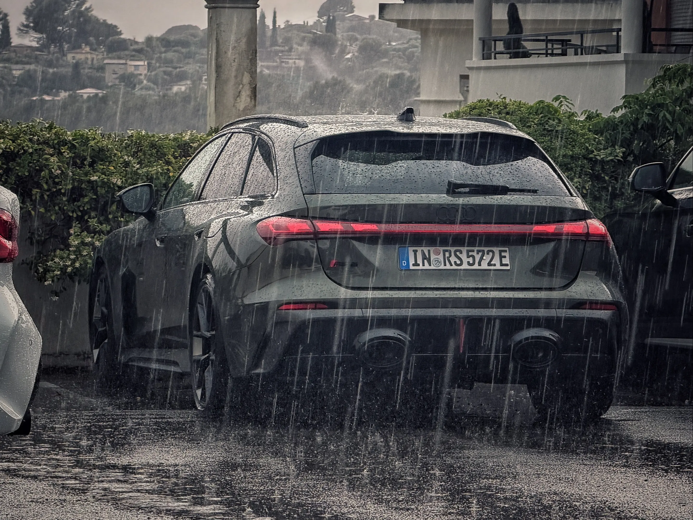 明天开奥迪RS5 AVANT.南法爆雨，明天开你🚀。RS5 Avan...