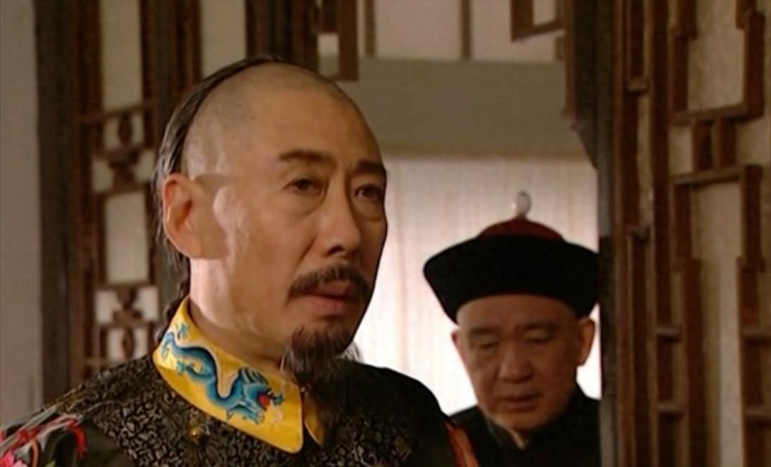 在大清王朝众多争议人物中，鳌拜和吴三桂都不是首要罪人，真正的第一罪人是一位忠心耿