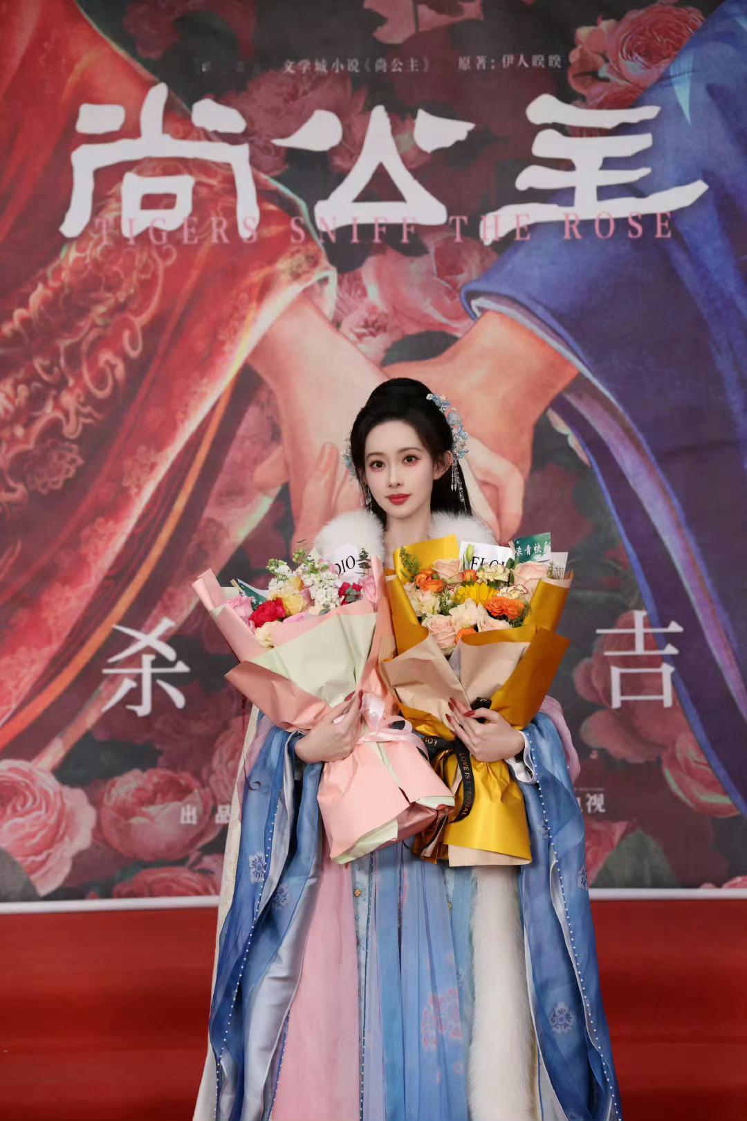 孟子义李昀锐杀青捧花孟子义李昀锐CP又绑紧了一部，现在已经进入奇怪的怪圈，看他俩