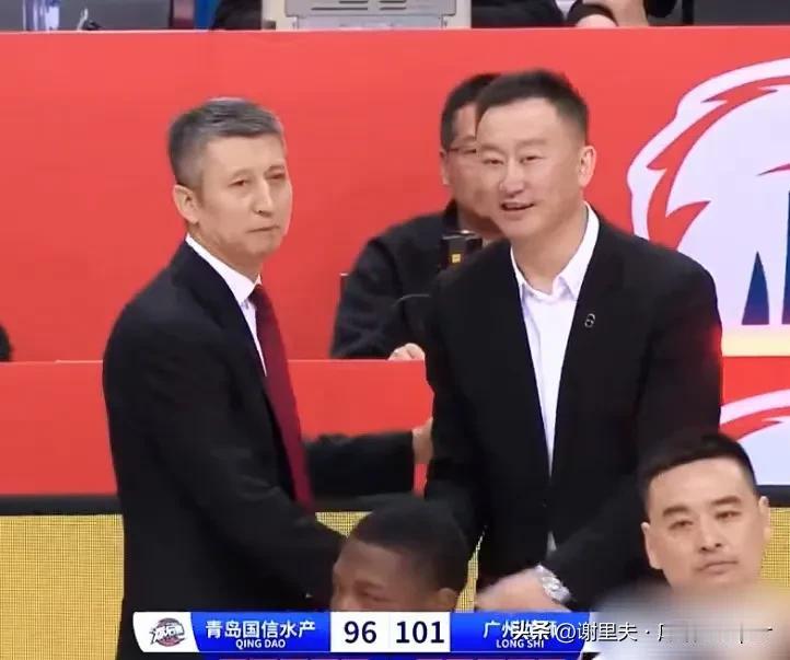 刘维伟战术全面落后郭士强，就靠三分，怎么赢，赛后总结输球是第一次打季后赛，是打得