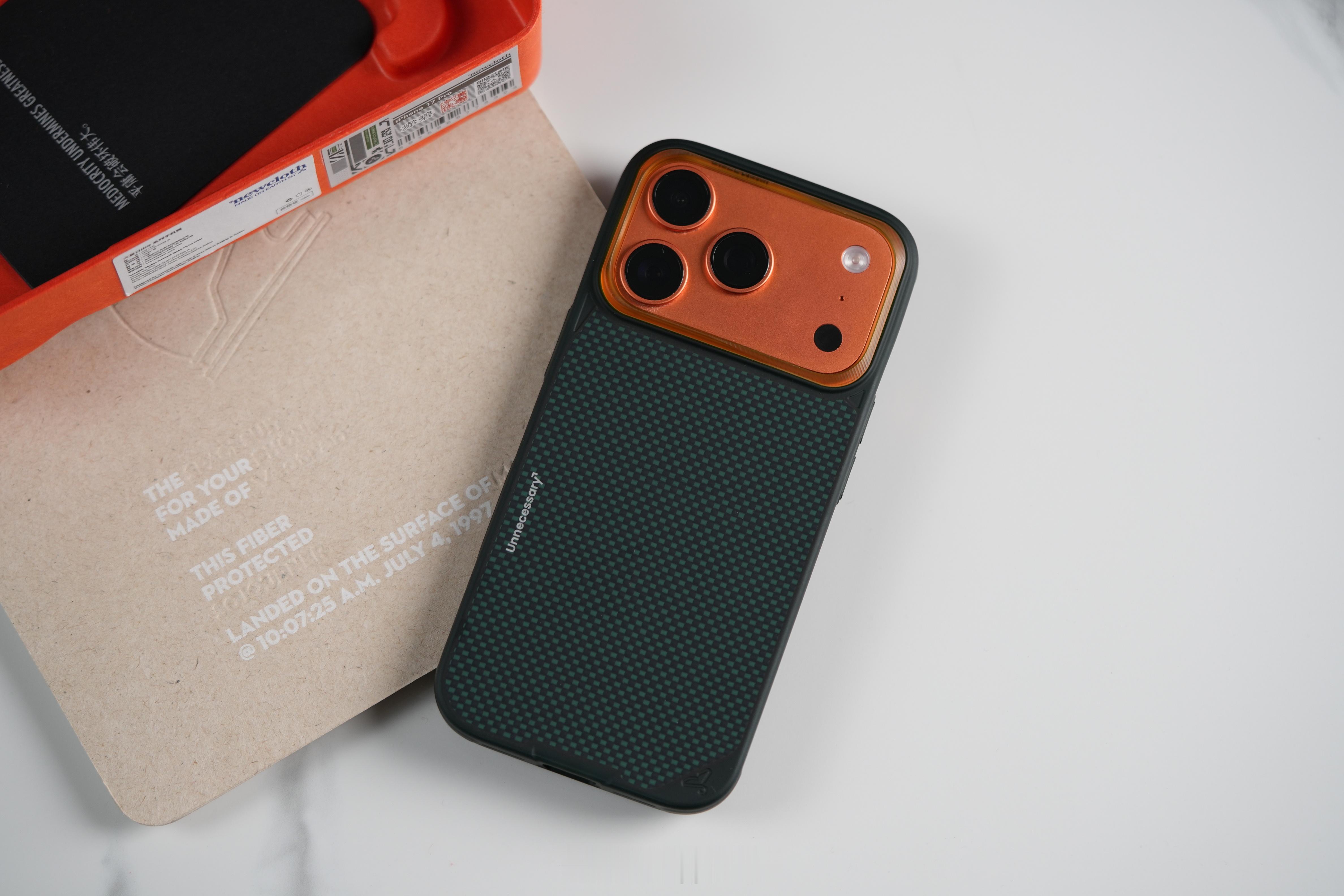 收到newcloth火星壳赤碧2《关云长》 这个是我最近都在用的，采用了全包的软