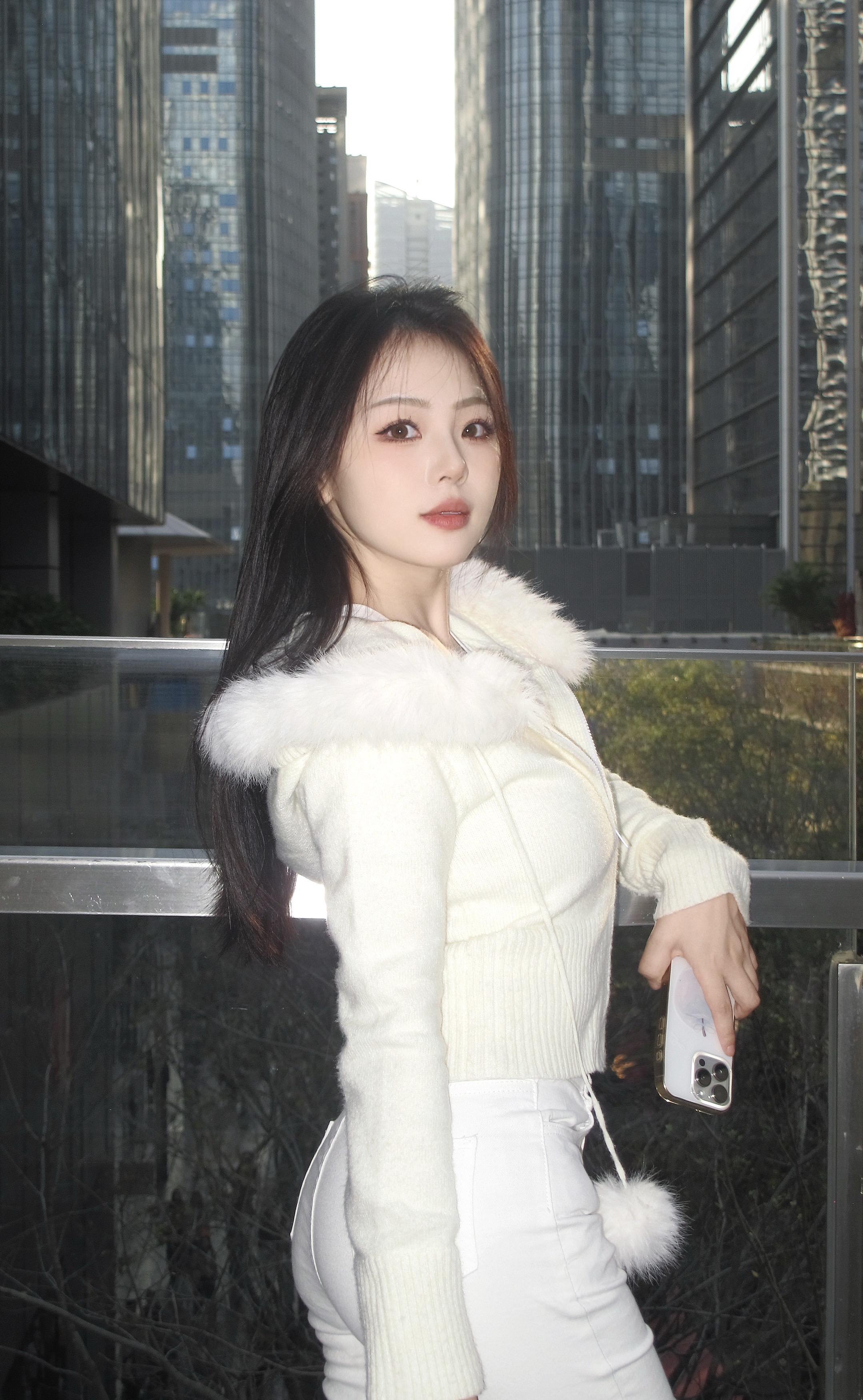 爱要拐几个弯才来