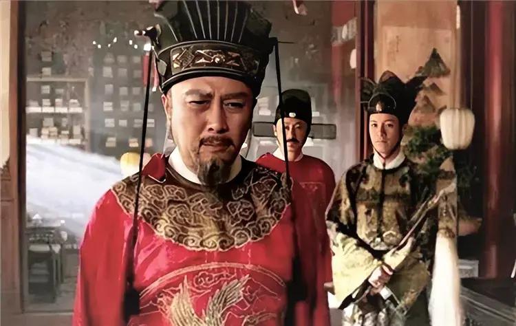 爆款标题：
“三国战神张据：他到底有多厉害？你不知道的隐藏英雄！”

在纷繁复杂