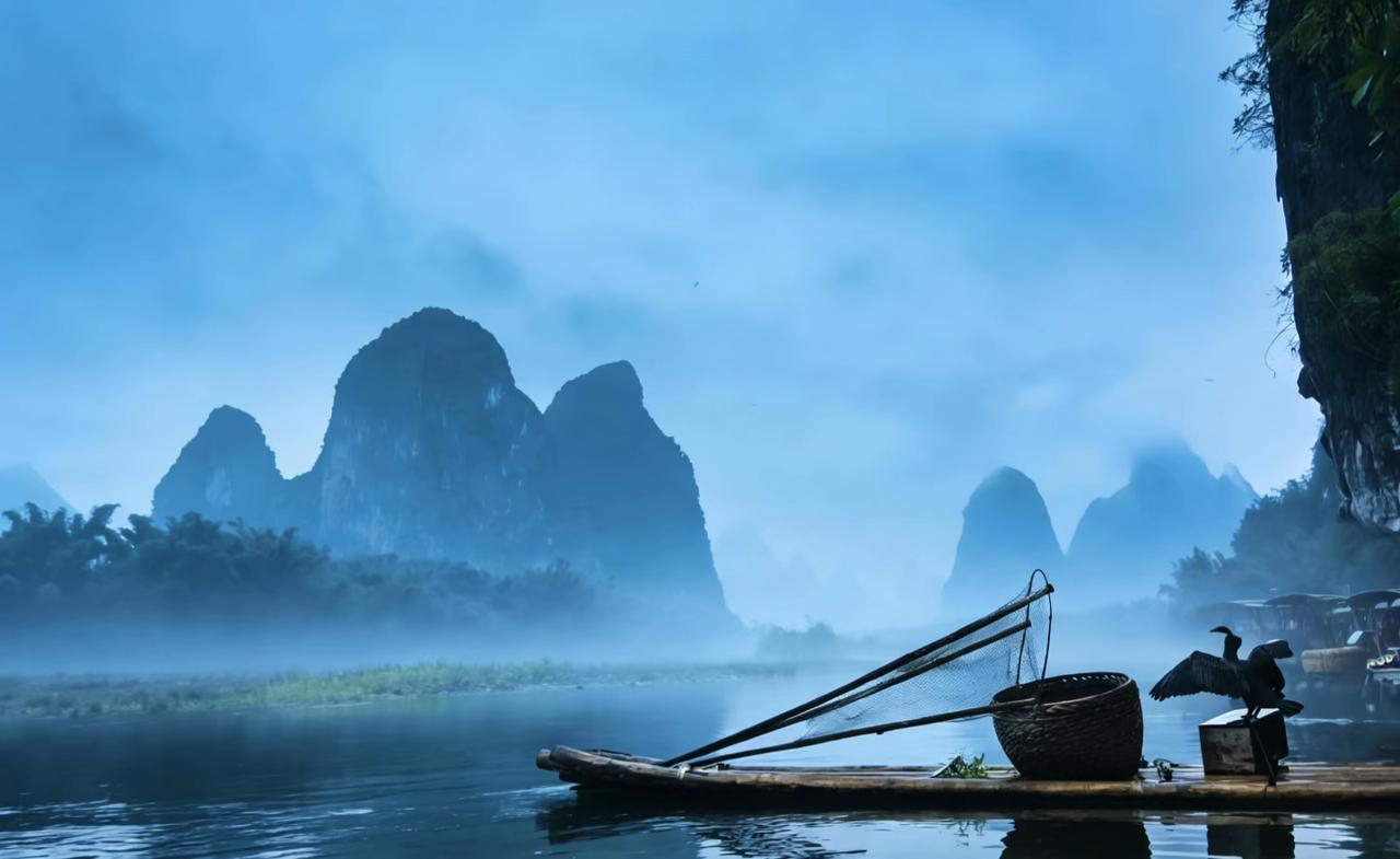 广州→漓江徒步|特种兵一日攻略|反穿折返
漓江徒步很舒服，而且反穿一点都不堵，而