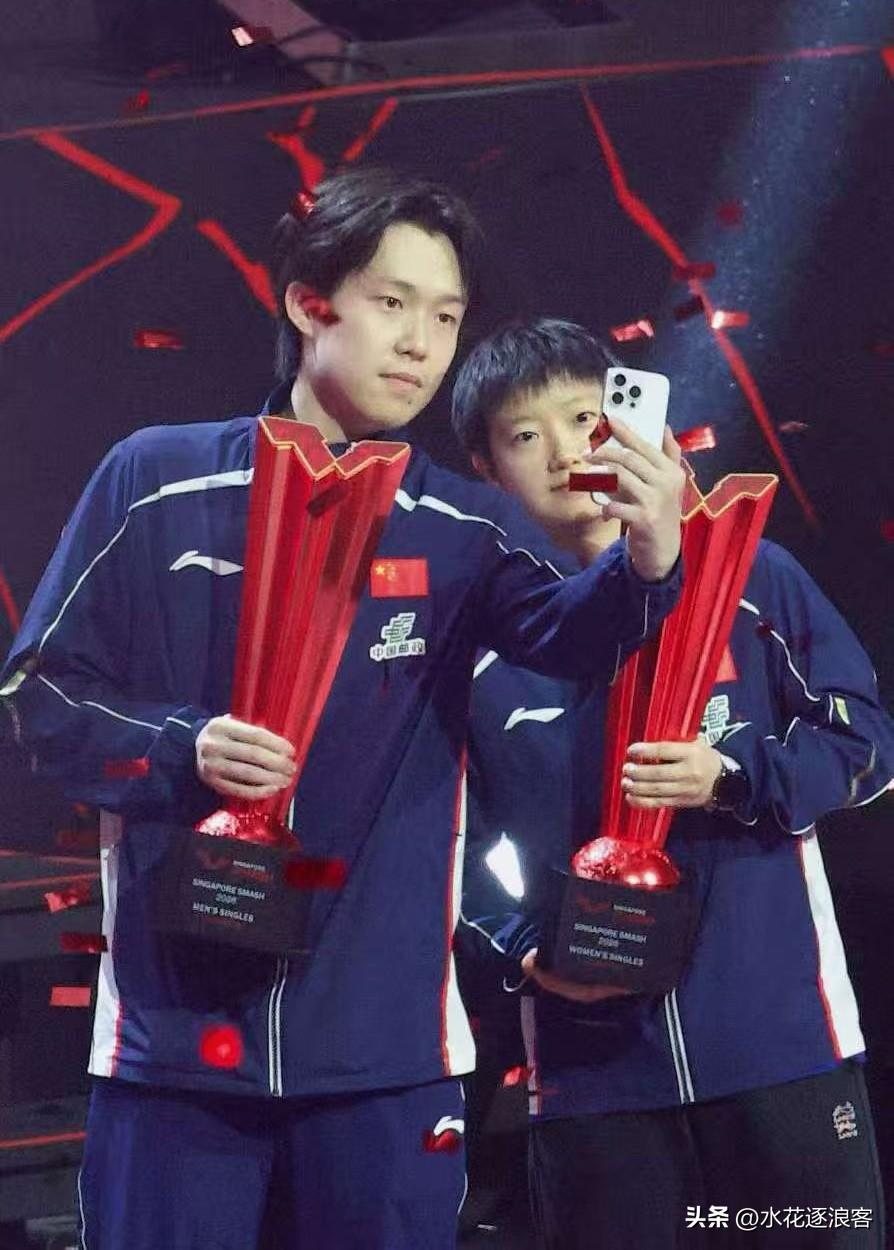 2026年新加坡大满贯[送自己一朵花][送自己一朵花][送自己一朵花]，恭喜莎莎