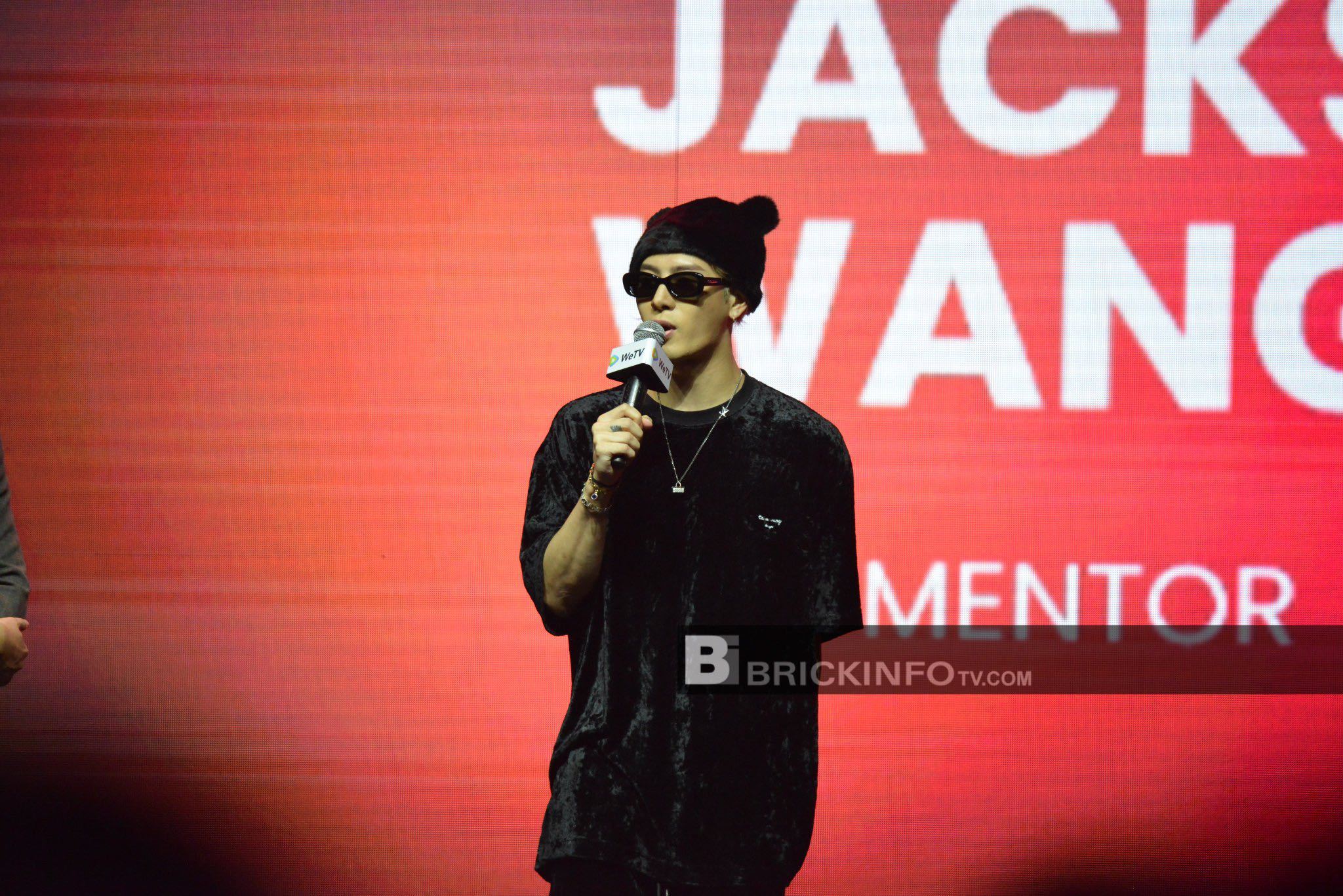 #王嘉尔白米范联合出品泰创# 没有人会不爱RYCE白米范联合创始人王嘉尔吧，他真