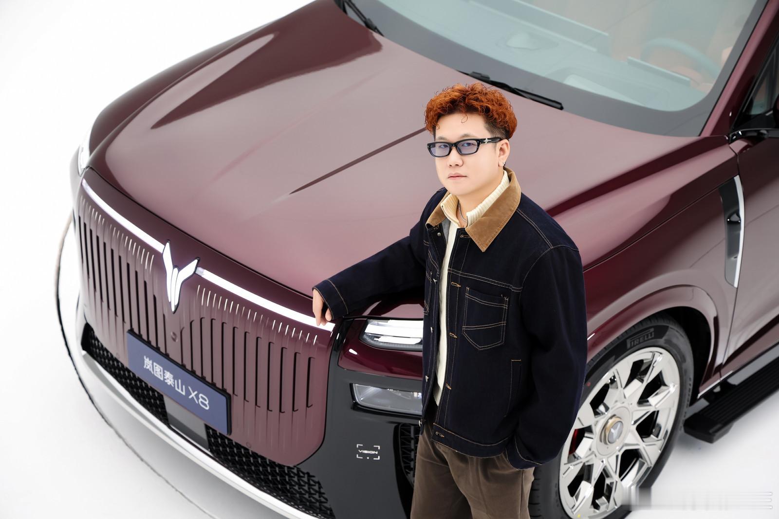 今日小帅，我说是车岚图泰山x8五座新王 一键成床