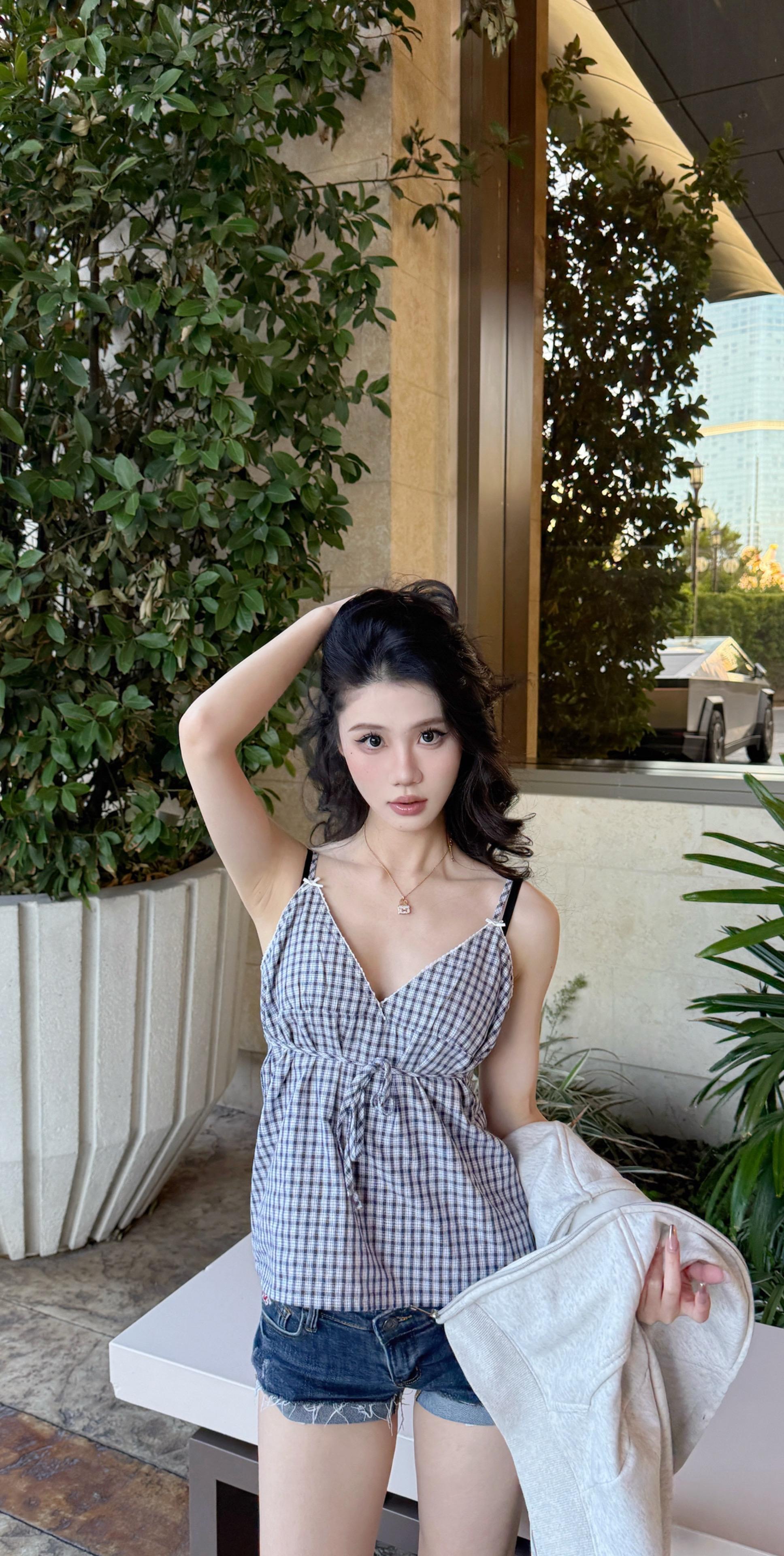 ᐞ･֊･ᐞฅ Live