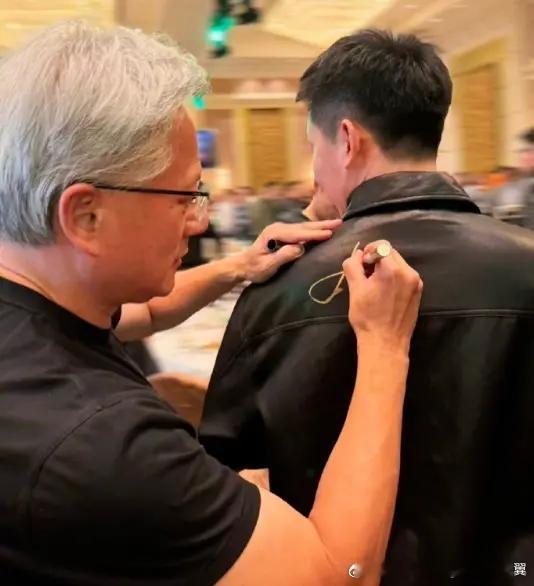 英伟达员工晒年会最牛年终奖 在英伟达（NVIDIA）近期的年会和中国区新年庆祝活