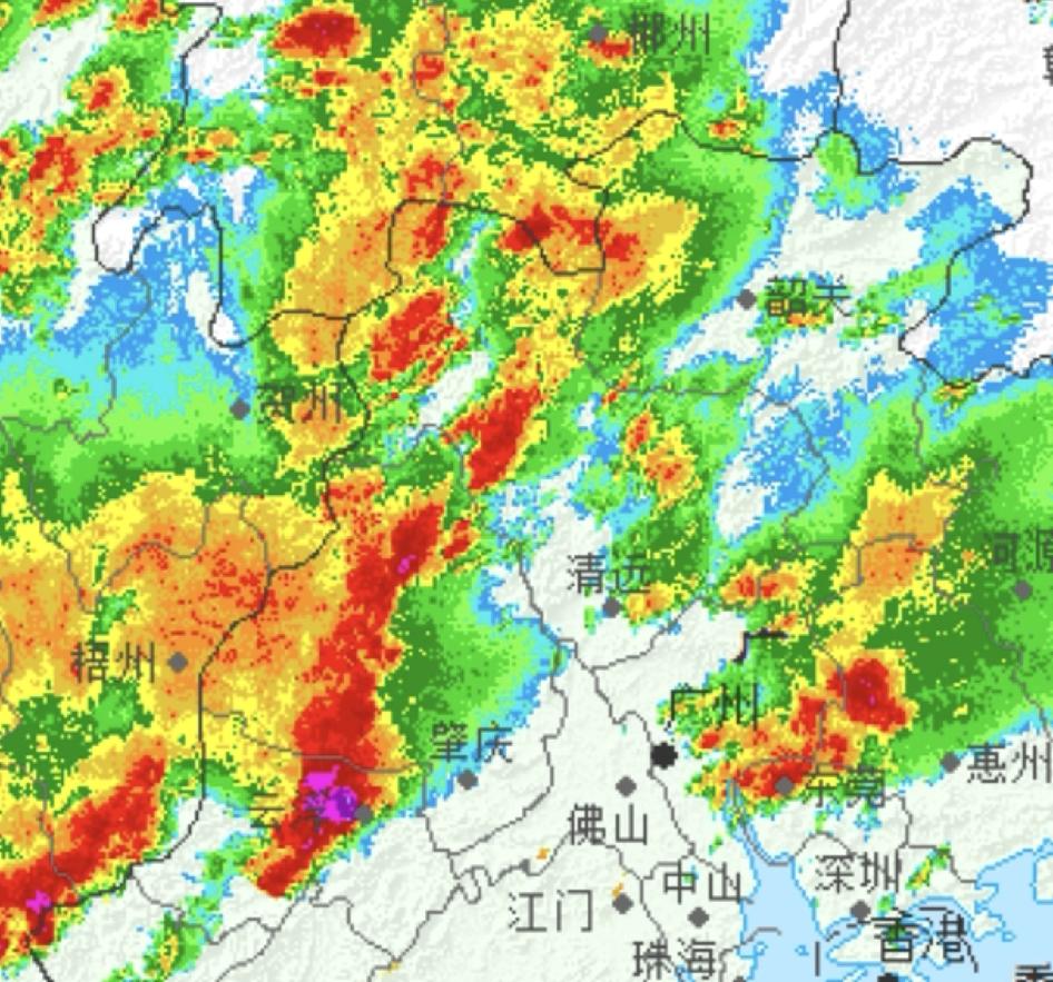 广东今明两天强对流超猛！现在已有雷暴、冰雹，部分地方疑似龙卷风。未来几小时，肇庆