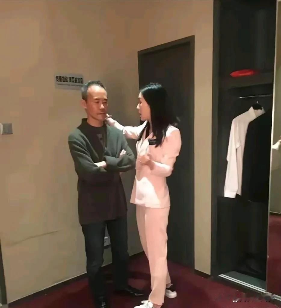 王石和田朴珺，秀恩爱