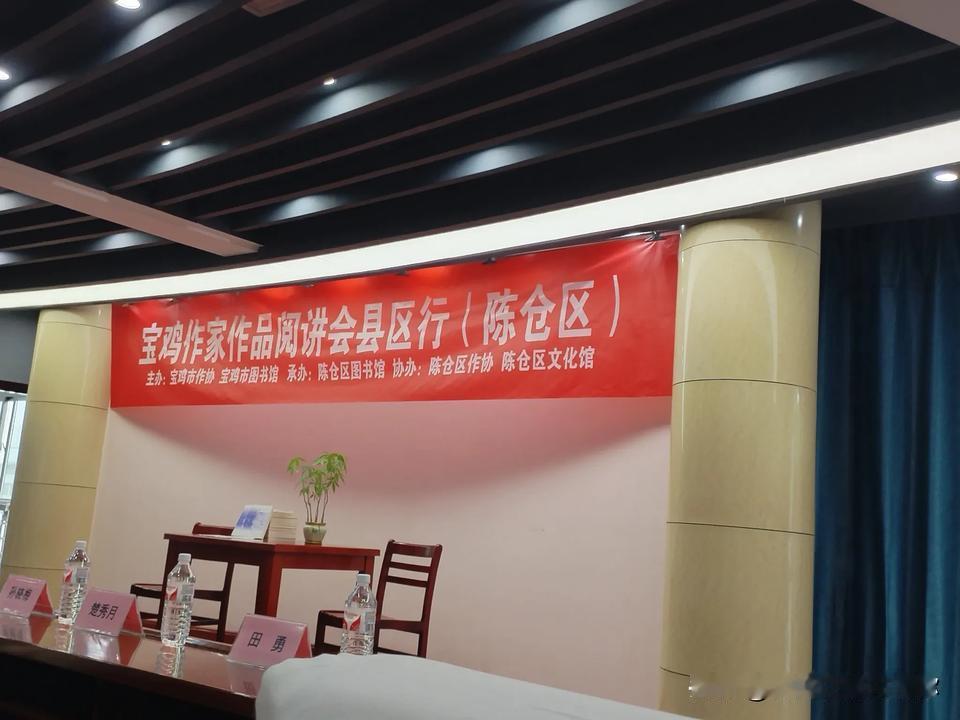 诗歌不死，生命无涯。