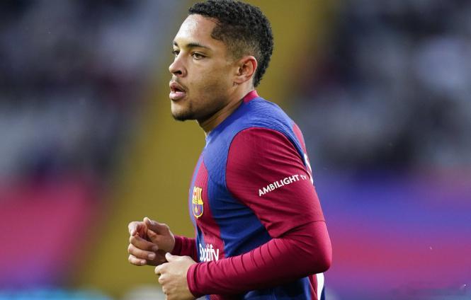 4月11日讯 据西班牙《每日体育报》报道，巴萨在2024年冬窗引进了巴西前锋罗克