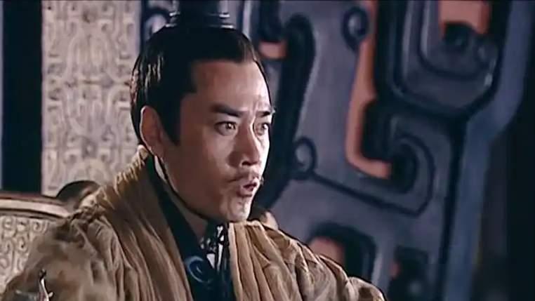 为了防止儿子当皇帝后，他亲妈在后宫一手遮天，汉武帝做了一件狠到极致的事：把儿子的