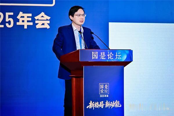 经济学家建议给每人发1000元消费券！

经济学家滕泰建议：2026年发放每人1