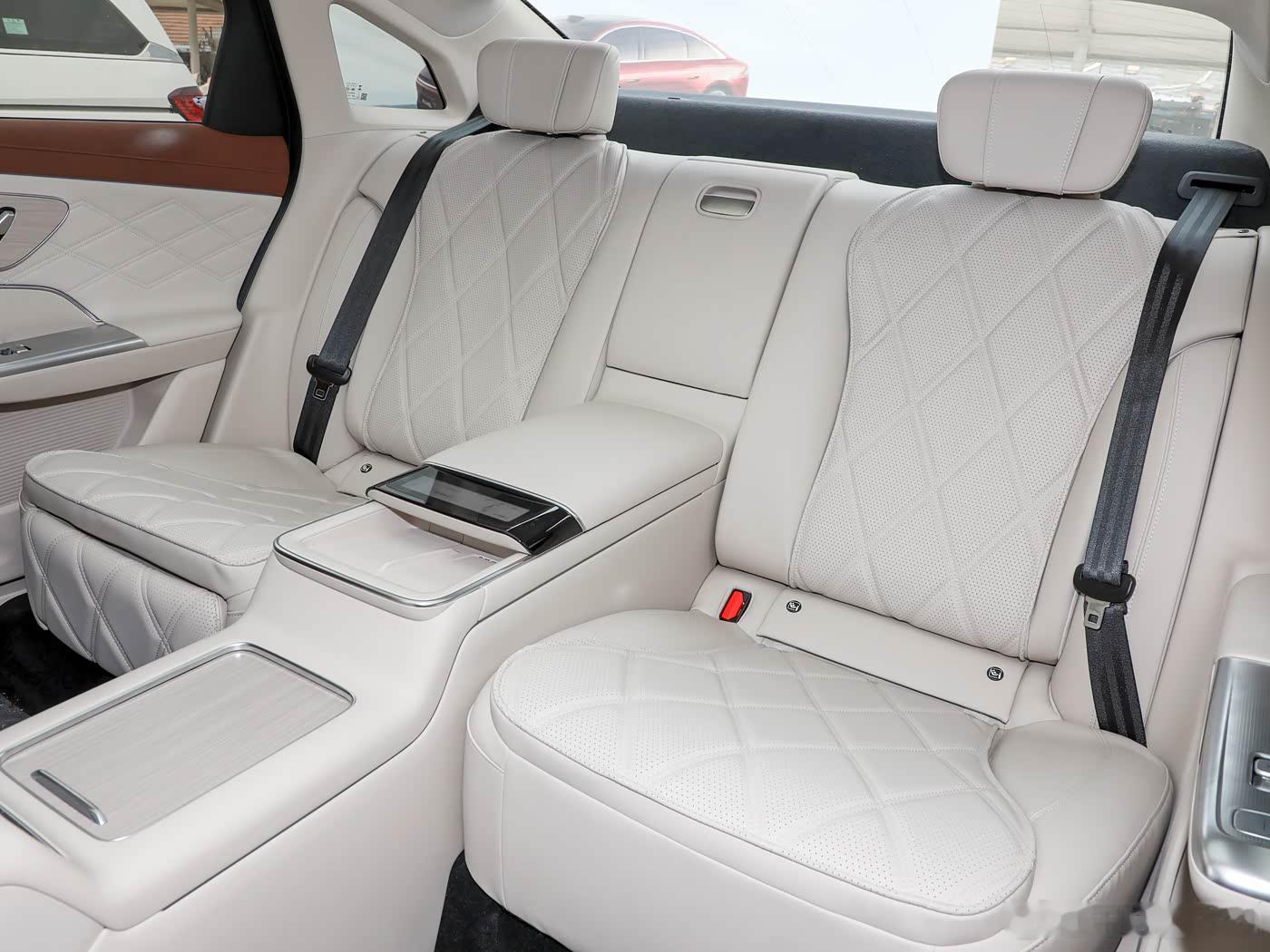 有20万的四座轿车凭啥不给我造四座越野车