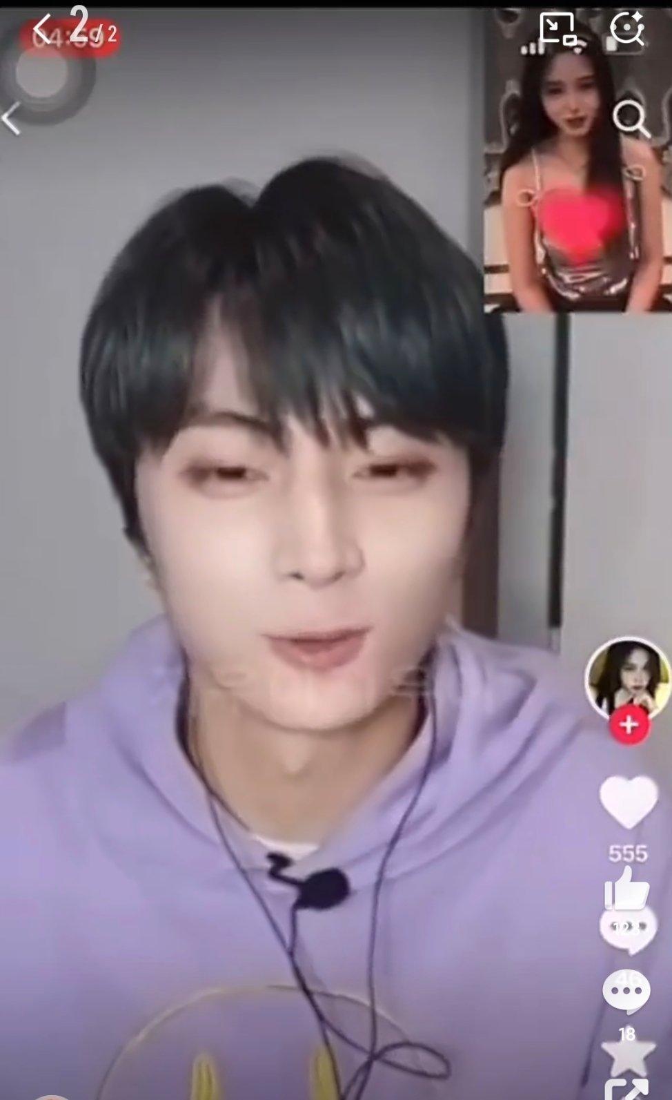 那我问你，签售盯着qsj🐻看的是不是朴综星