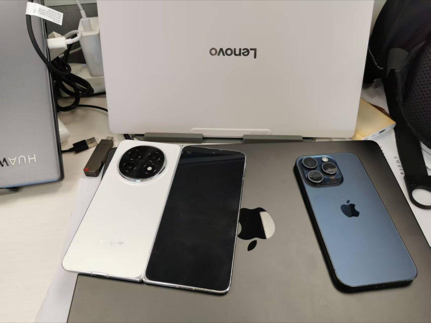 我感觉哈，iPhone和安卓手机用起来没啥差别，但Macbook相比Window