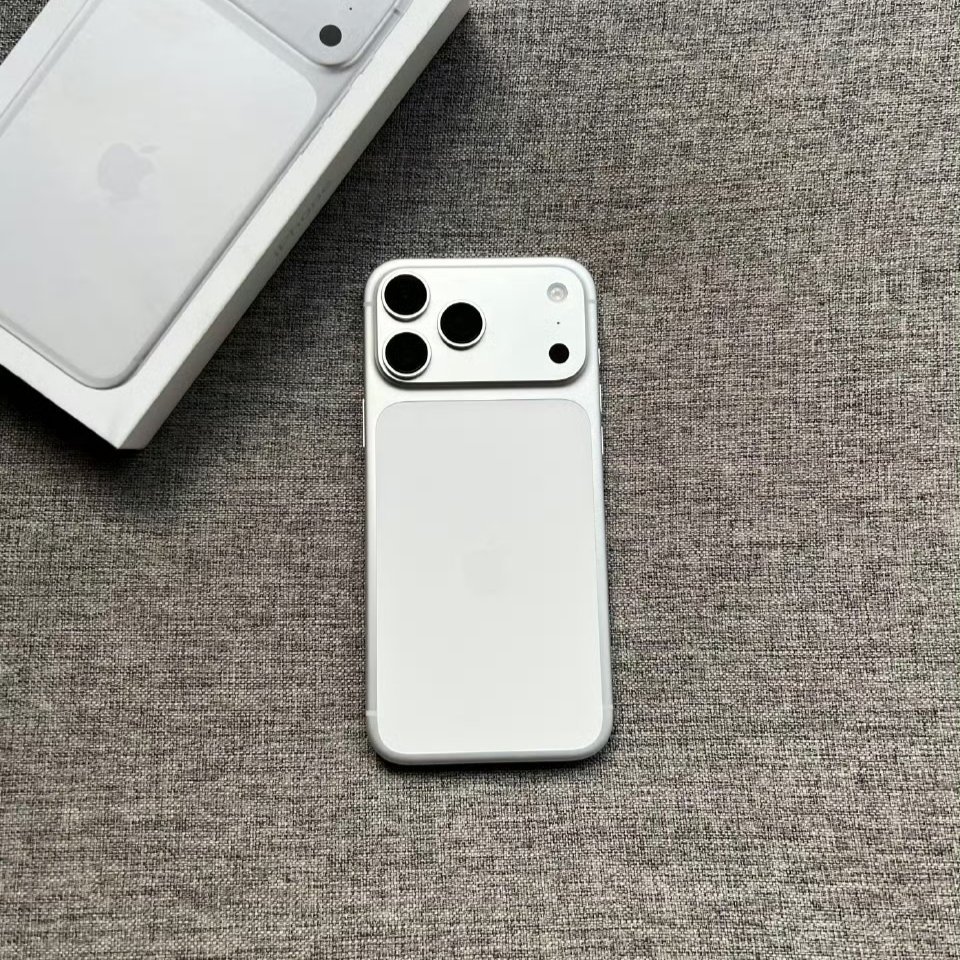 这么巧，你也用Pro Max啊？ 