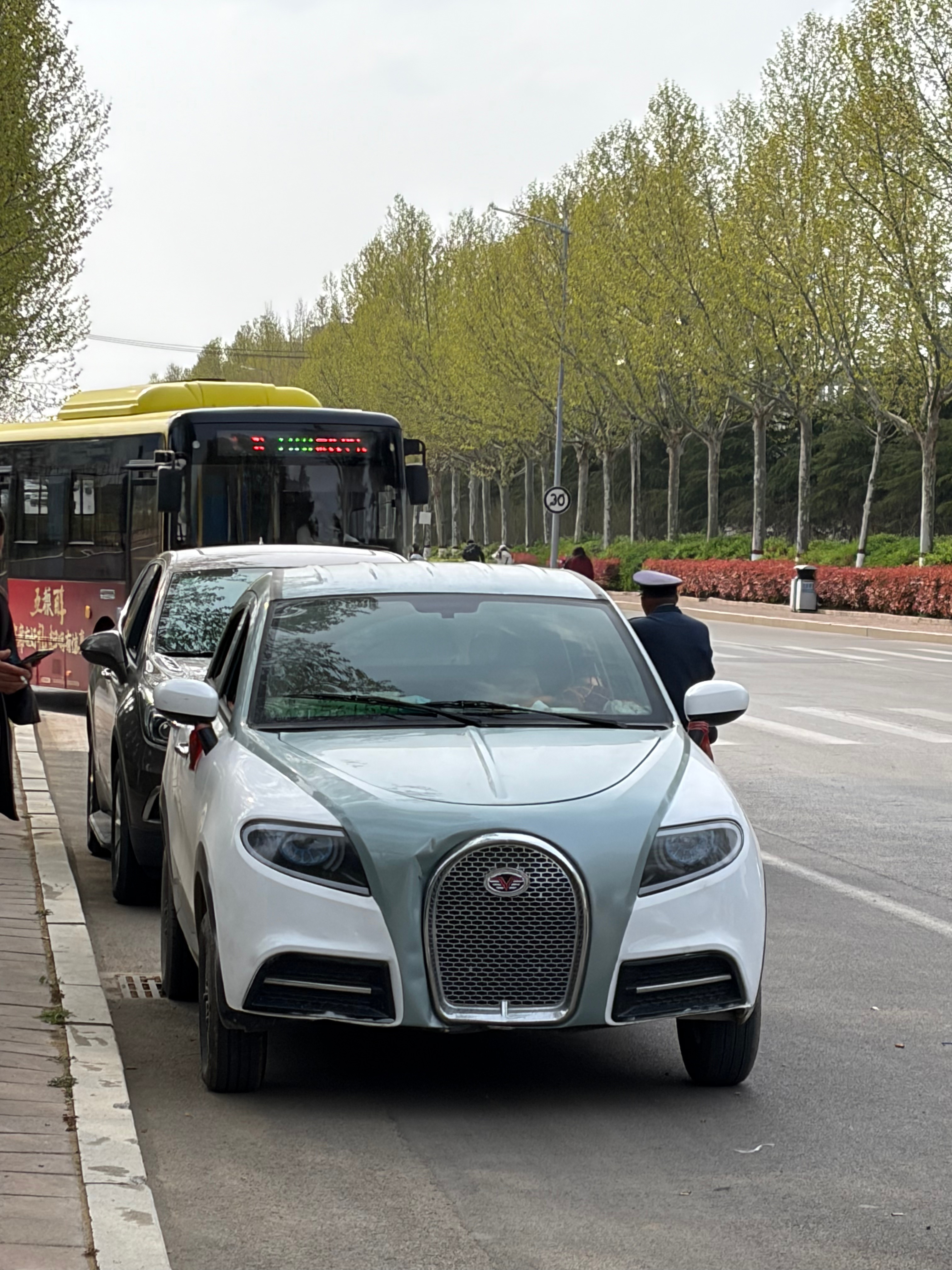 这辆老头乐的设计理念我只能用性感来形容 大连