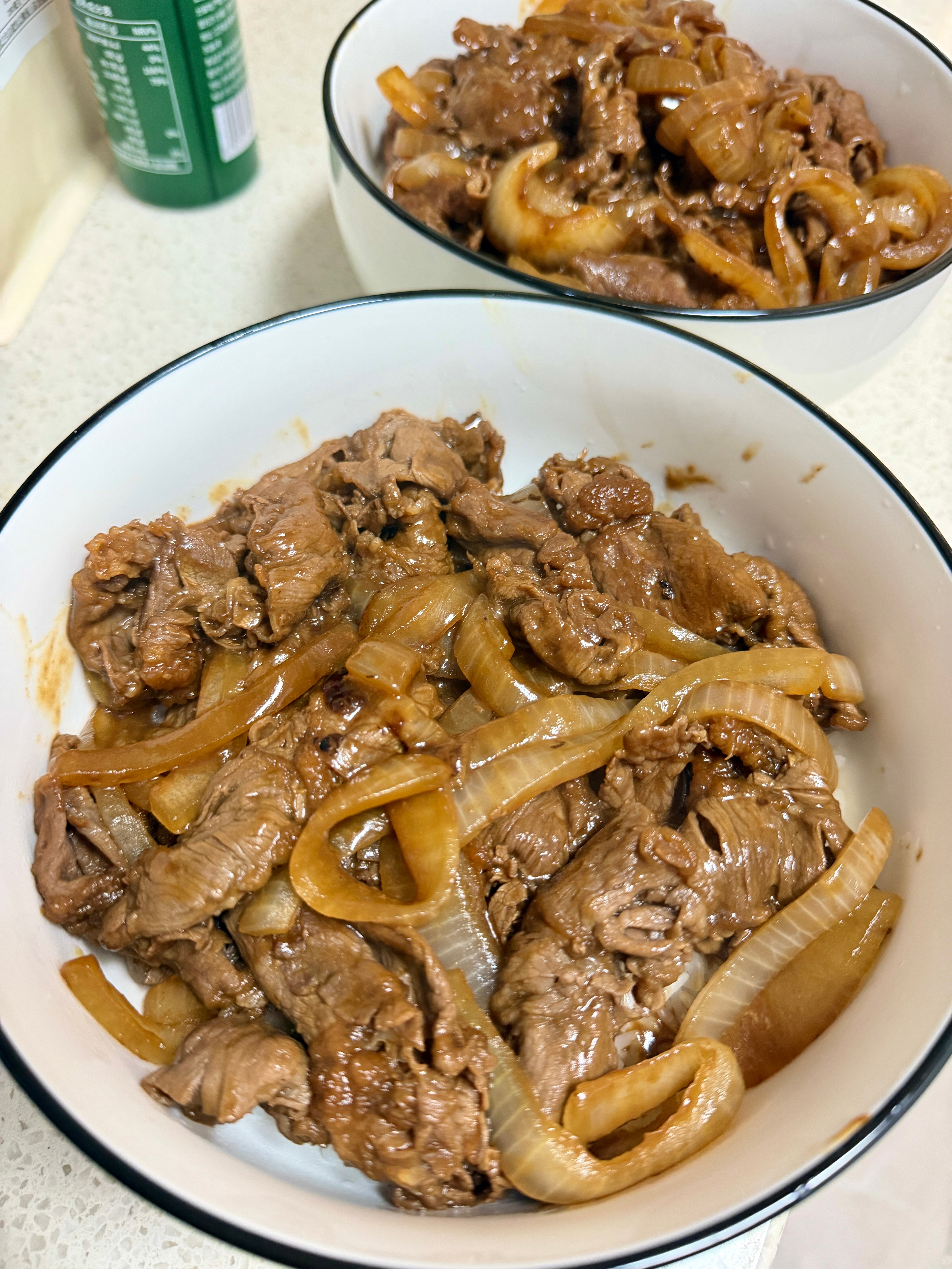 肥牛饭 和在日料店里的一个味 谁吃上一口都得说一句夯爆了 ​​​