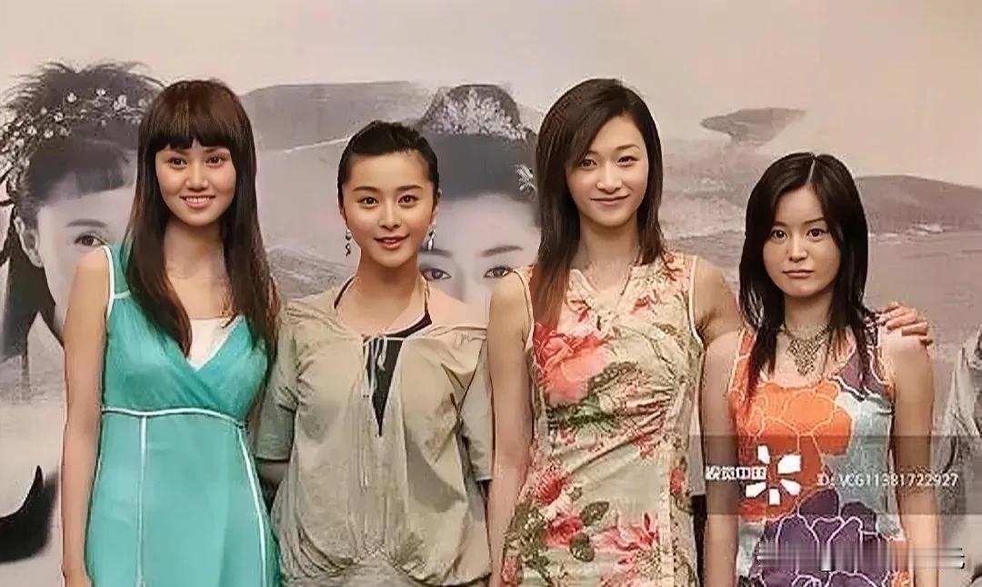 李小冉的一念之差，给了杨雪一个塑造经典的机会。

原本《小鱼儿与花无缺》中由李小