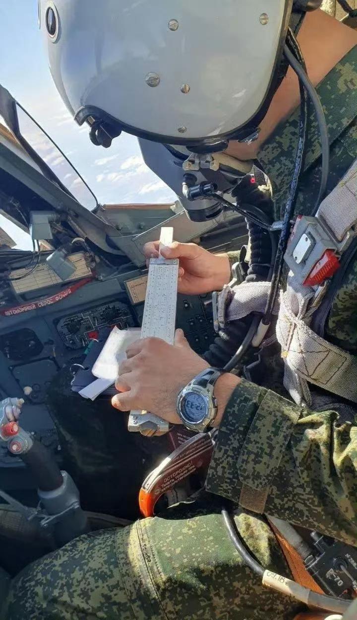 中俄军工的差距，已经肉眼可见地拉开了。以前说起大国重器，俄罗斯是标杆；现在再看，