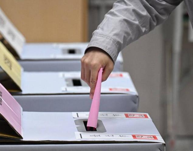 【胡文琦：从史无前例？看台湾政党政治兴衰】
媒体报导，针对至今仍很“类台湾经典歌