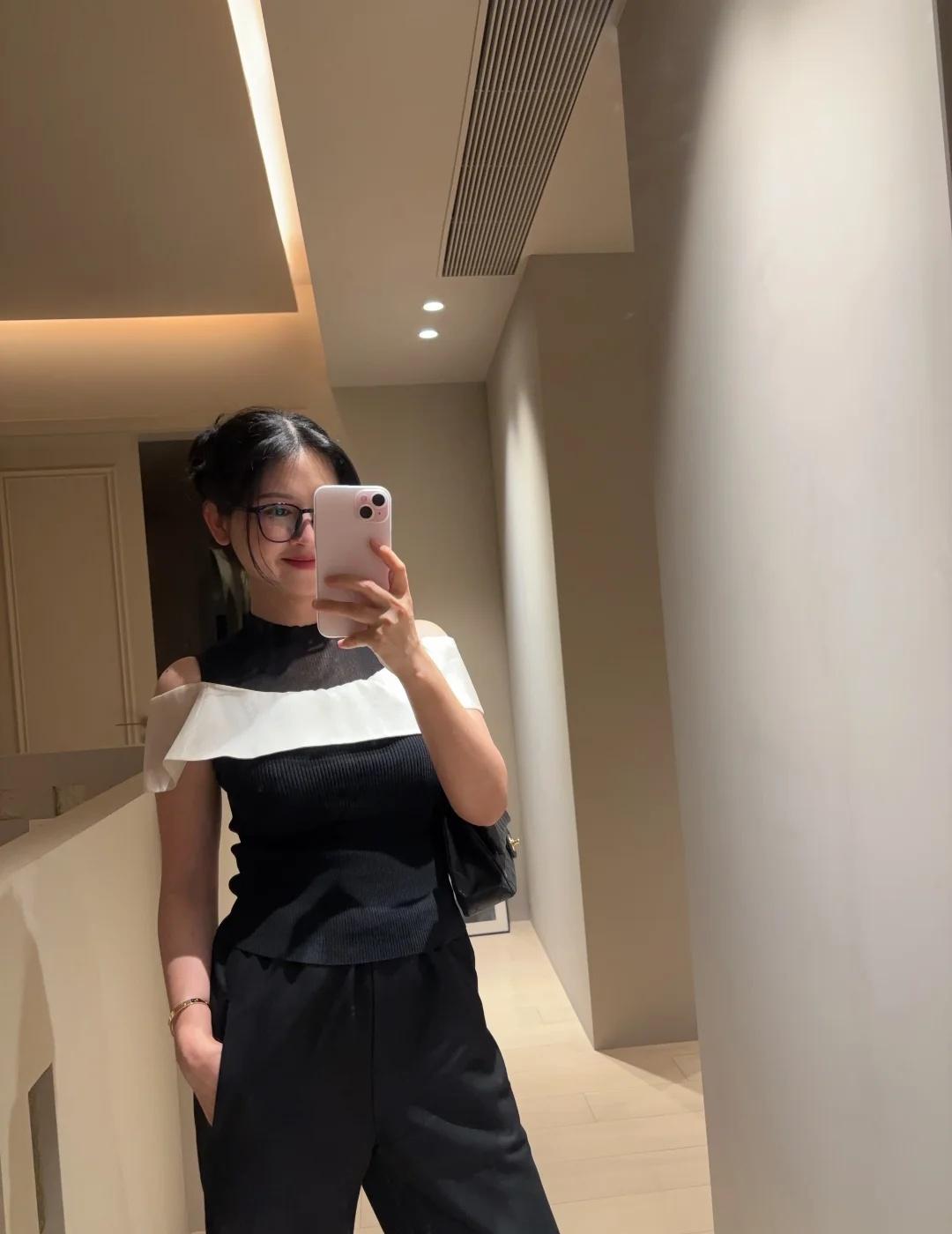 一大早被天仙美到了
刘亦菲39岁生日照 OOTD 通勤 长期主义 随便拍随便美 