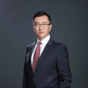 乔心昱入职极狐 7月10日业内曝出消息，原长城汽车魏牌CMO、副总经理乔心昱，已