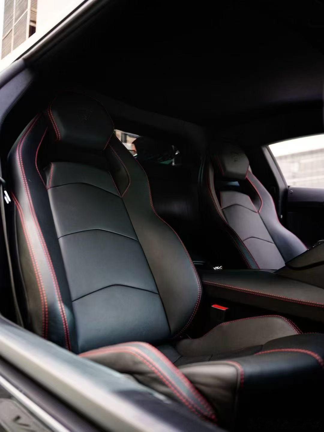 兰博基尼LP740S，18年上牌，1万公里多，特殊配色与配置 