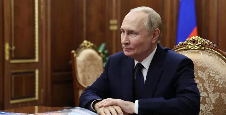 普京和埃及总统塞西最近一起参加了个视频活动，为埃及的埃尔达巴核电站一号机组主持反