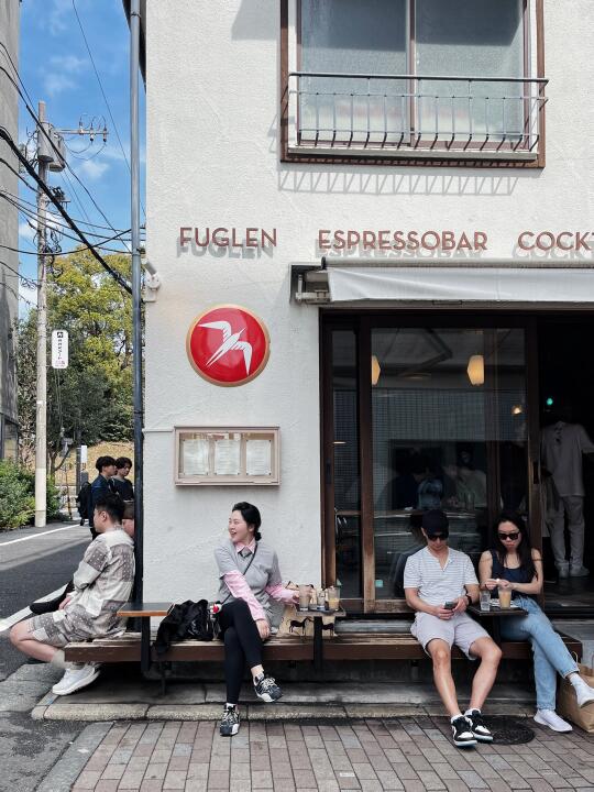 东京｜社区街角「神坛」咖啡挪威Fuglen🇳🇴