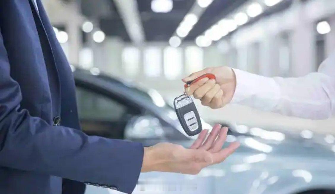 签合同要写清车型、配置、车架号、提车日期，注明“订金可退”，所有口头承诺务必落实